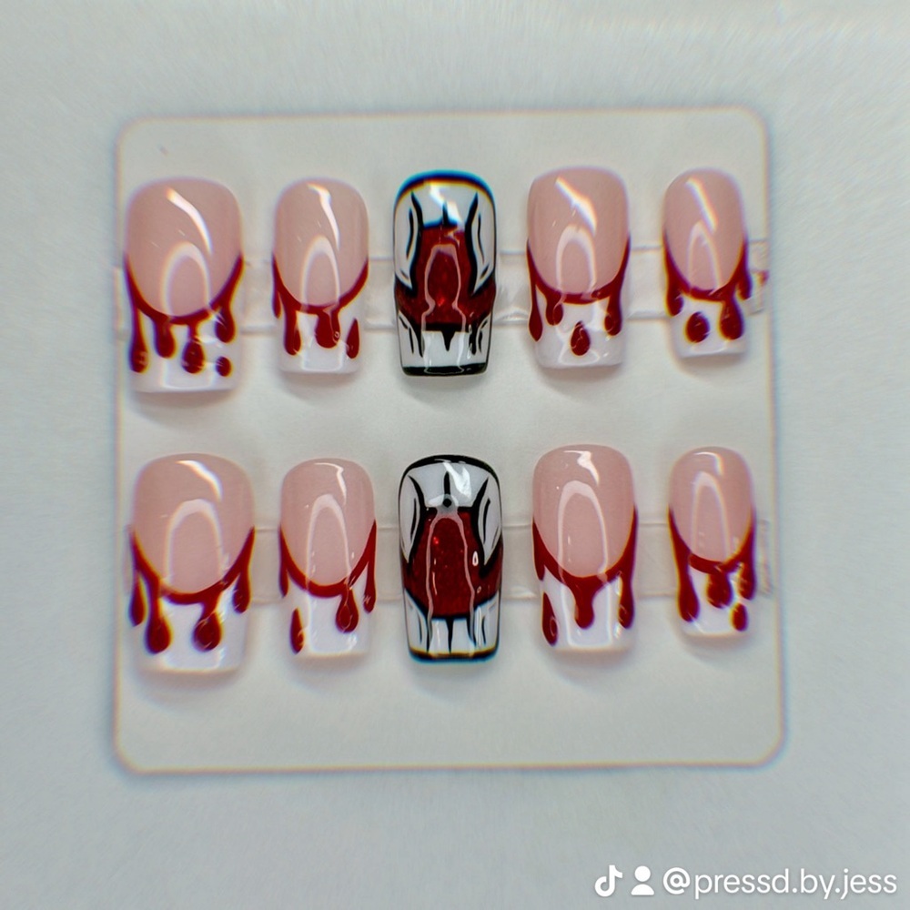 Halloween drippy fang vampire press on nails large